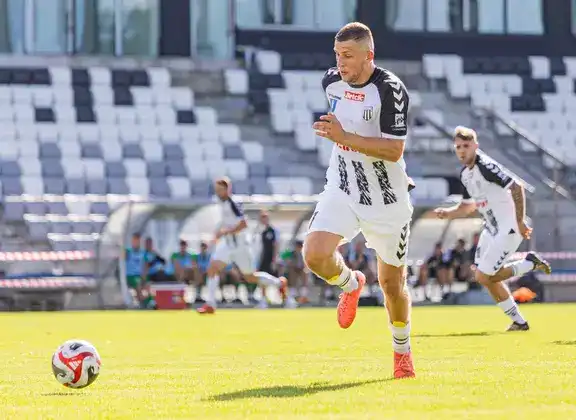 Sandecja nie dała szans rywalom: Wysoka wygrana 6:0