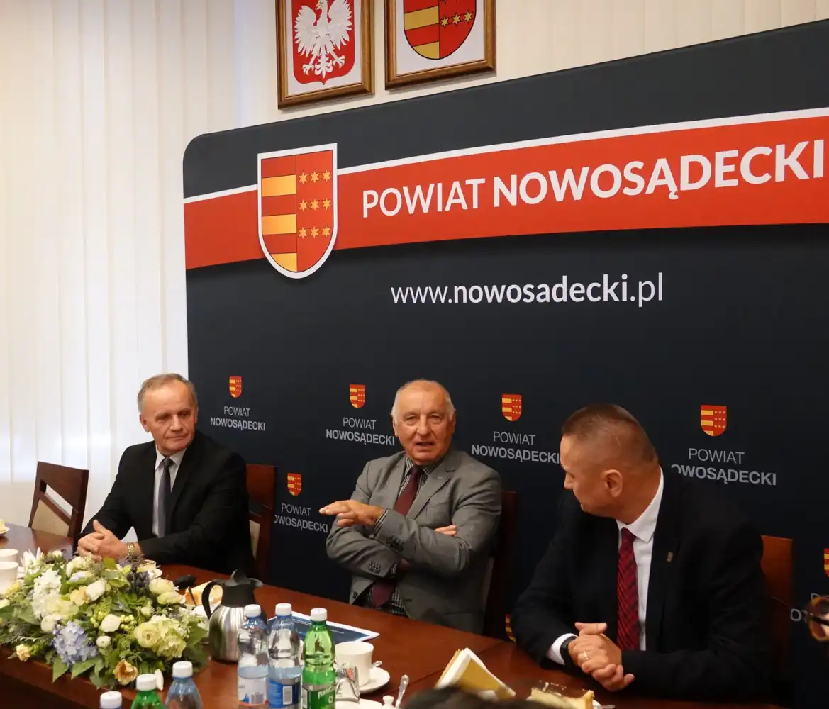 Samorządowcy z Powiatu Olsztyńskiego z wizytą na Sądecczyźnie