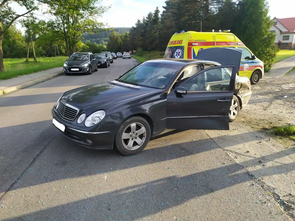 Wypadek w Hańczowej. Jedna osoba trafiła do szpitala