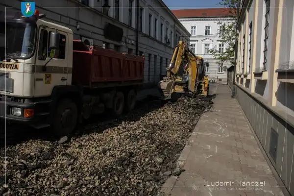 Uwaga: Od 17 czerwca zamknięta dla ruchu ul. Hoffmanowej