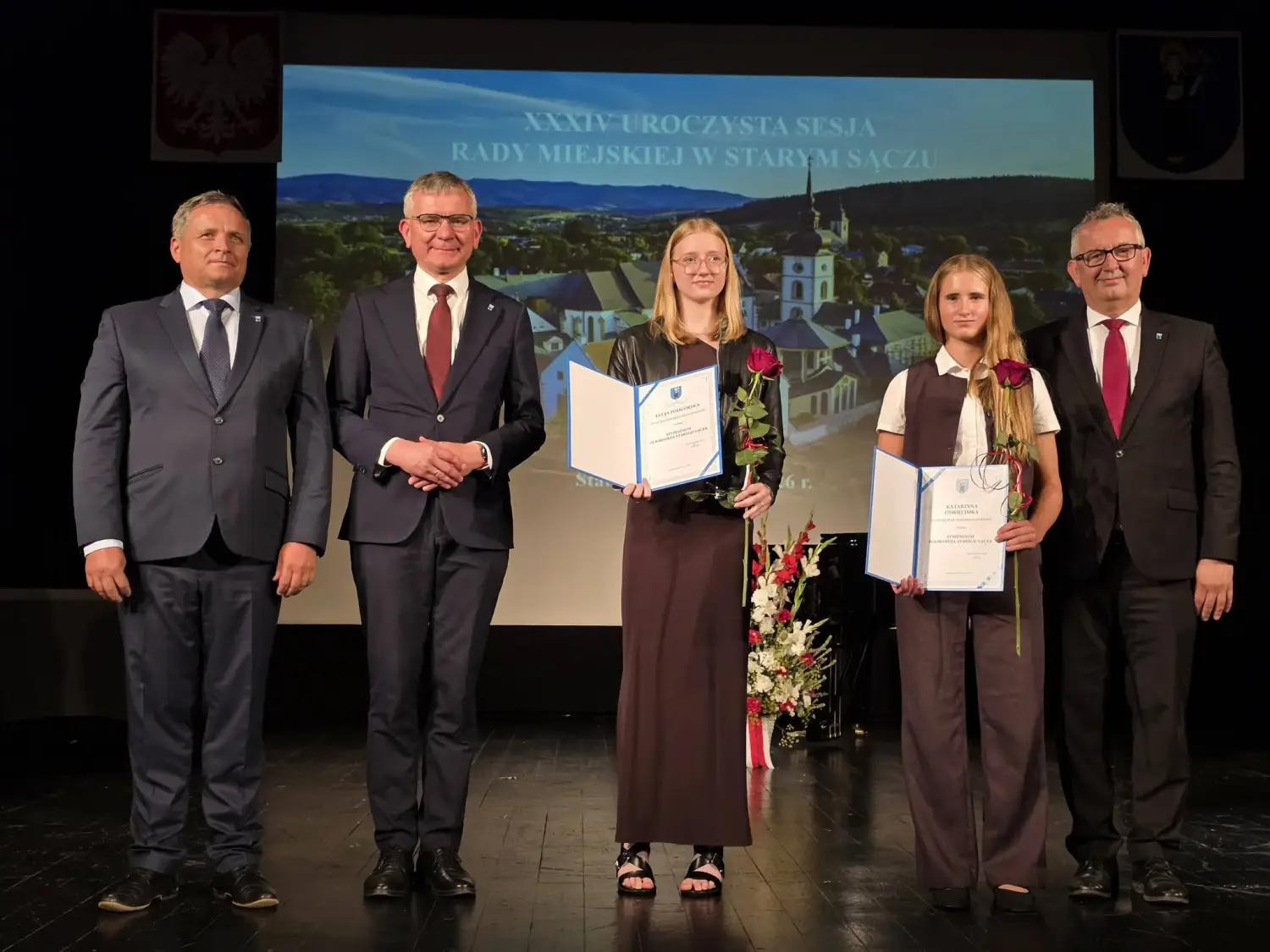 Młode talenty ze Starego Sącza nagrodzone. Burmistrz przyznał stypendia