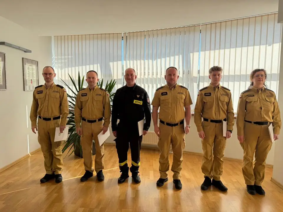 Awanse i zmiany w sądeckiej straży pożarnej