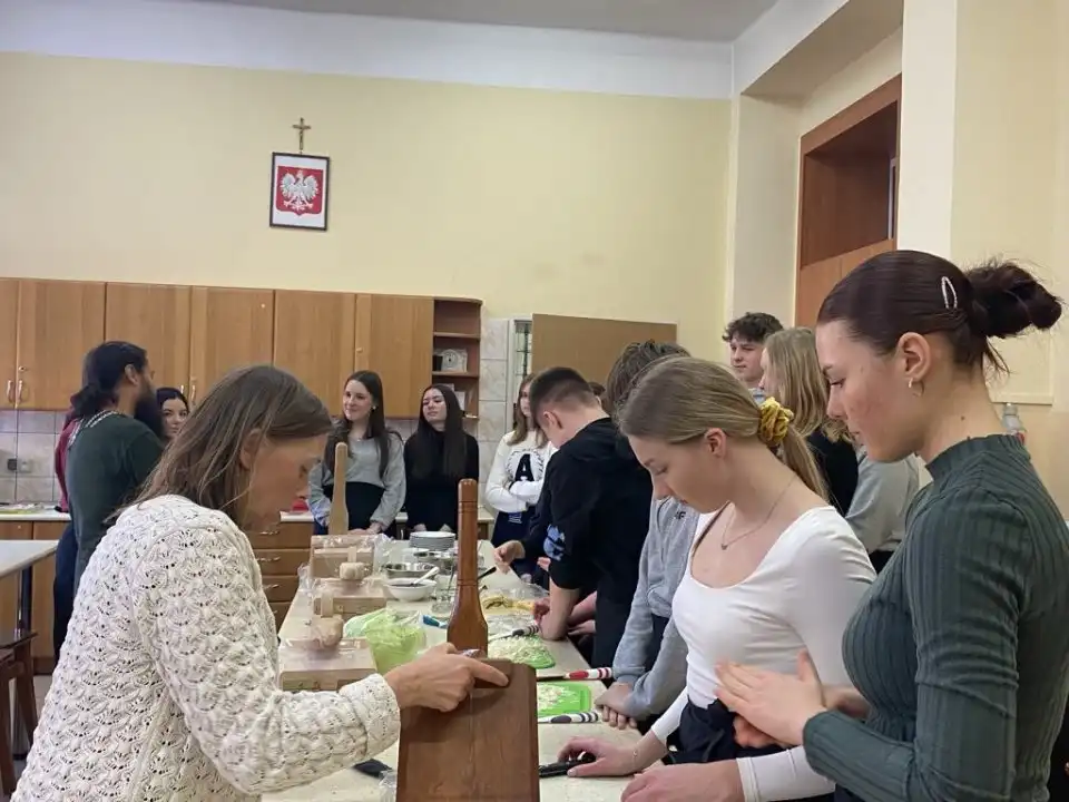 VI Sesja Młodzieżowej Rady Miejskiej w Bieczu. Zdrowie na talerzu i smak Meksyku