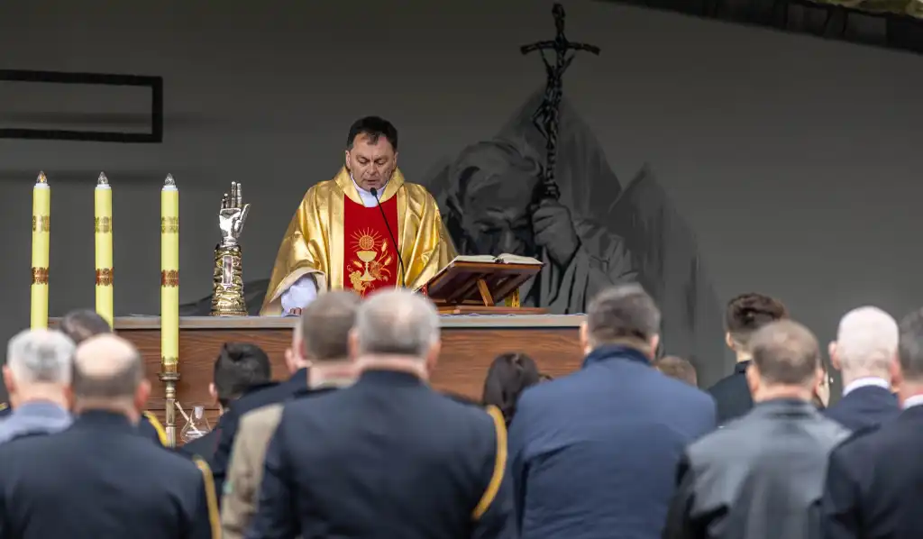 Jednostki OSP w Piwnicznej-Zdroju i Wierchomli Wielkiej mają nowe wozy strażackie