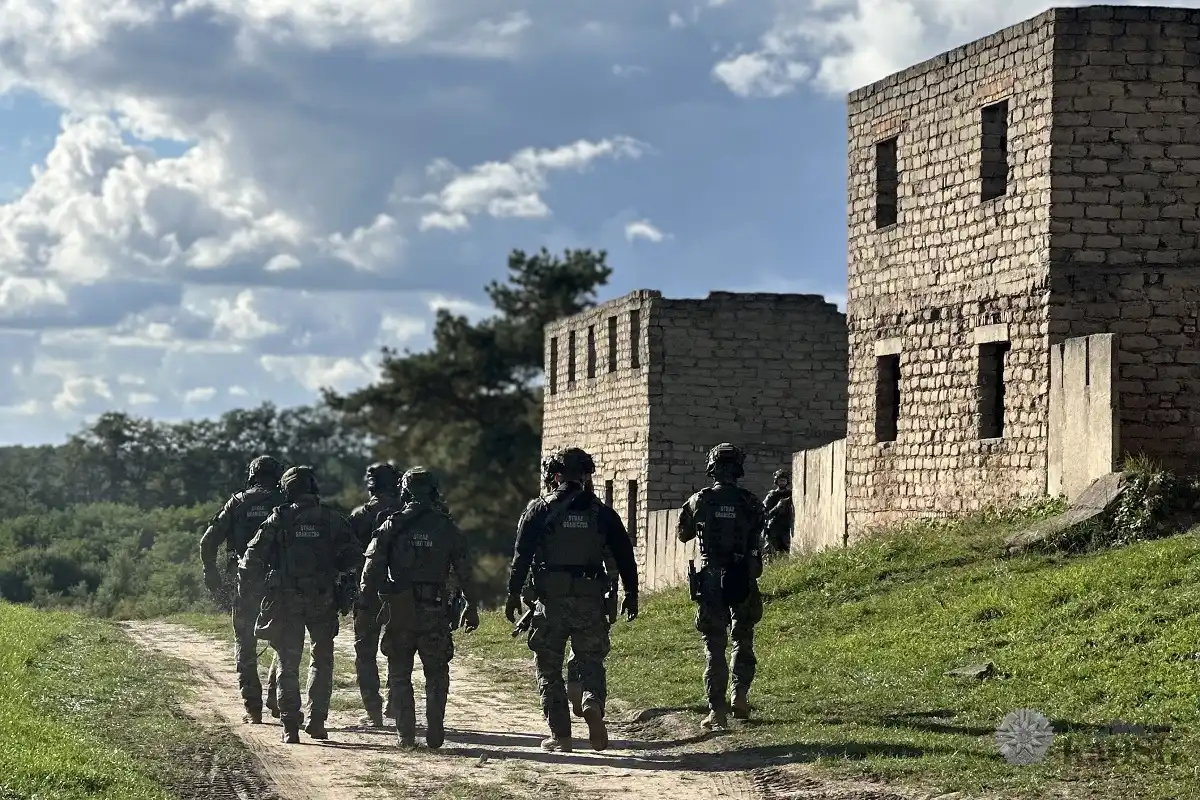 Straż Graniczna w akcji. Szkolenie poligonowe w Wędrzynie