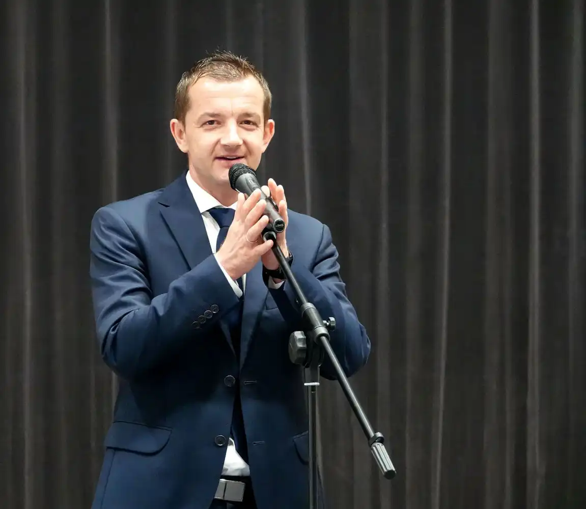 W szkołach powiatowych odbyło się uroczyste zakończenie roku szkolnego