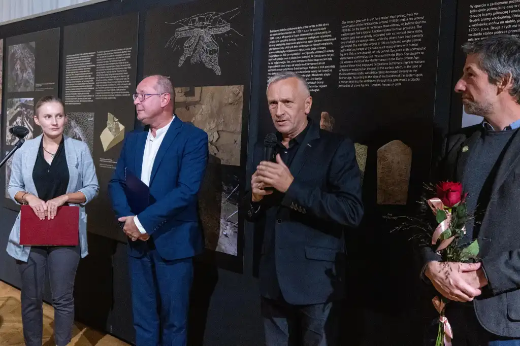 "Góra Zyndrama. Tajemnica twierdzy sprzed 3700 lat”. Wernisaż w Muzeum Ziemi Sądeckiej