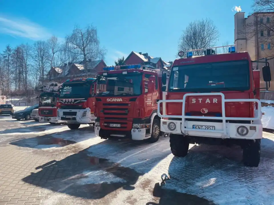 Jednostki OSP z powiatów nowotarskiego, limanowskiego i tatrzańskiego z dofinansowaniem na zakup pojazdów ratowniczo-gaśniczych