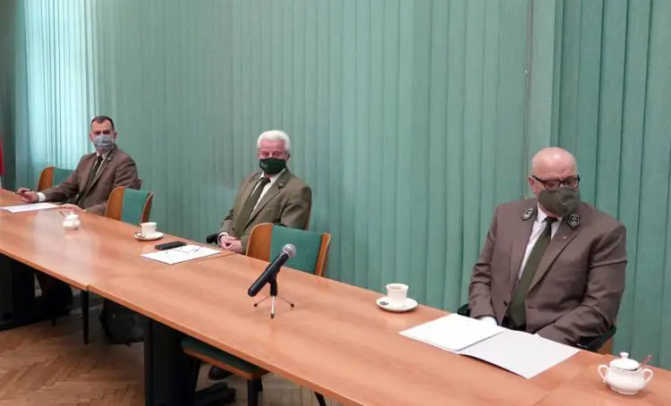 W Starostwie podpisano porozumienia z leśnikami