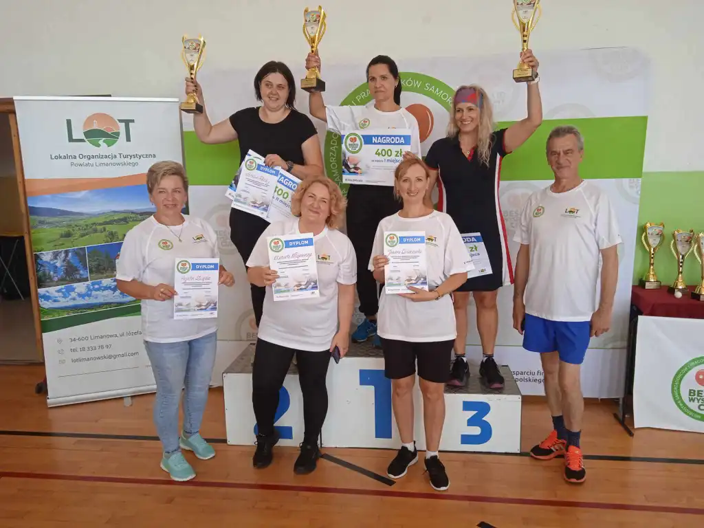 W hali sportowej Zespołu Szkół Techniczno – Informatycznych w Mszanie Dolnej rozegrano II edycję Turnieju Beskid Wyspowy CUP