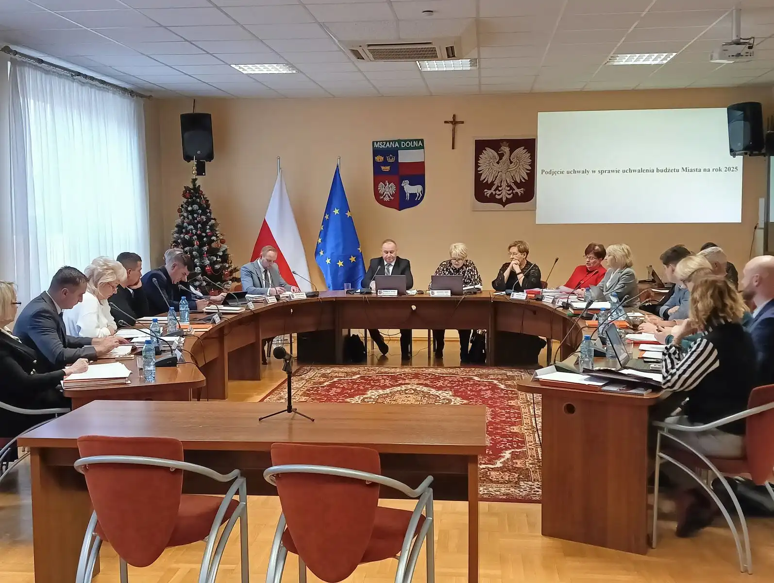 Mszana Dolna uchwala budżet na 2025 rok. 53 miliony na rozwój miasta