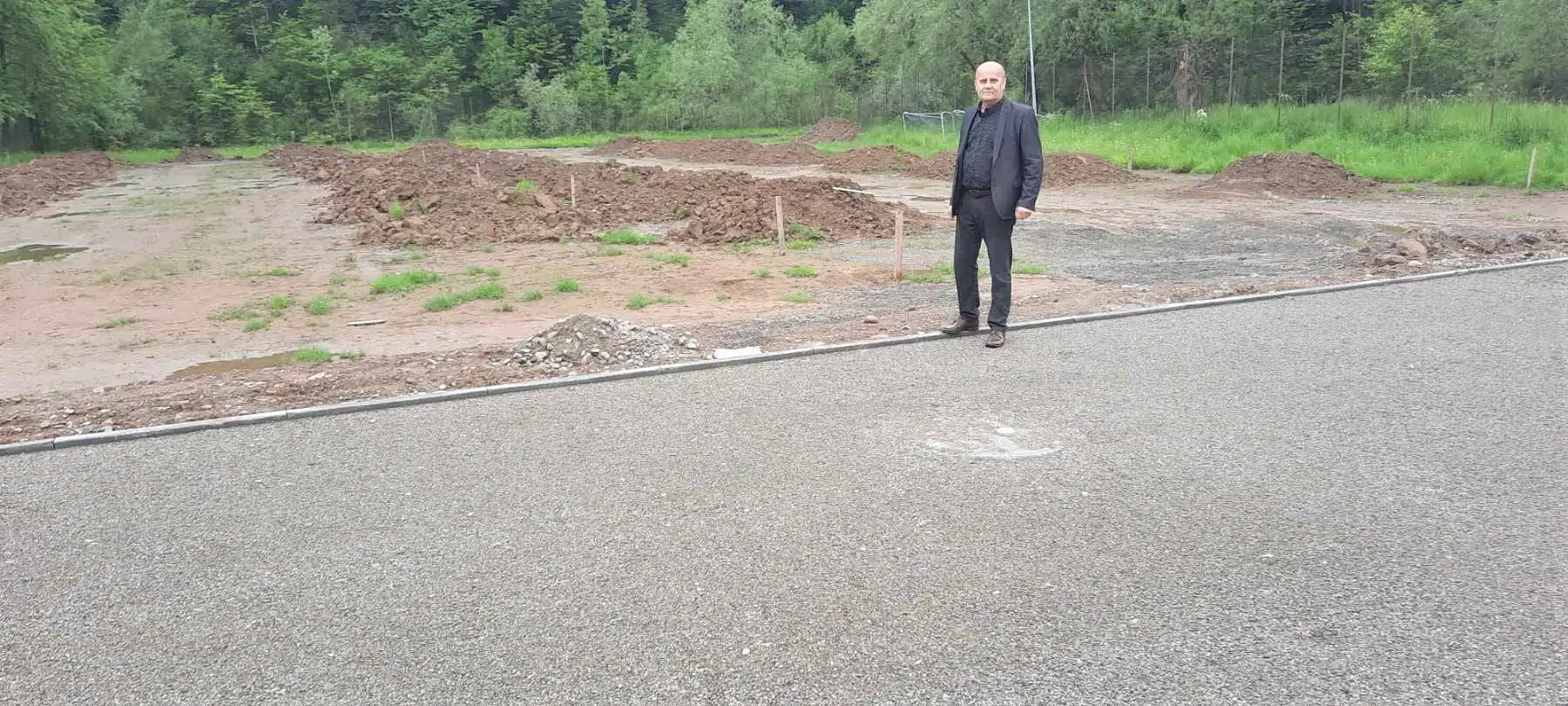Trwa modernizacja boiska sportowego w Naszacowicach