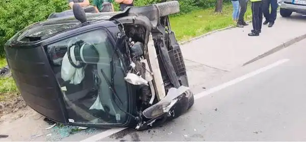 Kraksa w Łabowej. Wśród pasażerów były dzieci