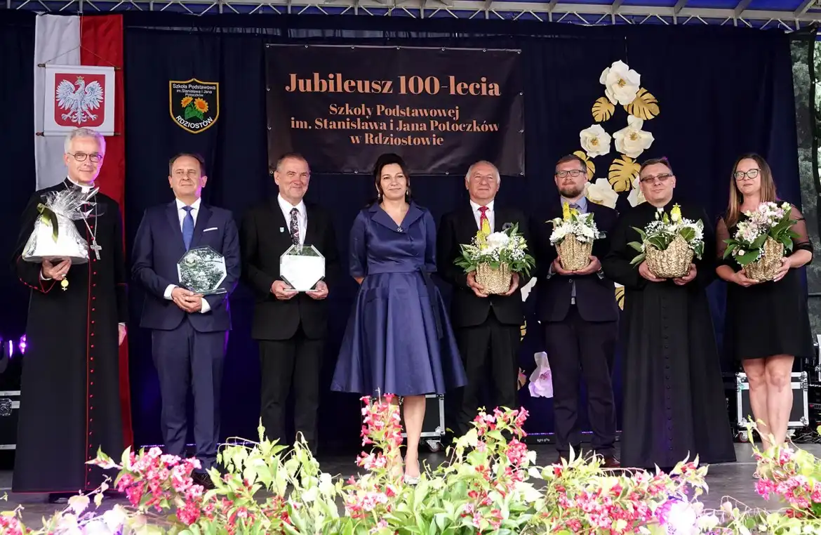 Jubileusz 100-lecia Szkoły w Rdziostowie