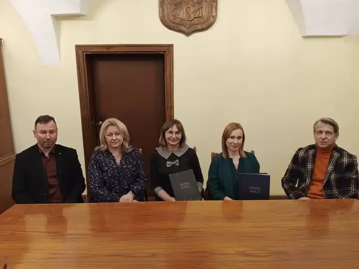 Wsparcie dla osób z zaburzeniami psychicznymi. Nowa umowa na funkcjonowanie Środowiskowego Domu Samopomocy w Bieczu i Gorlicach