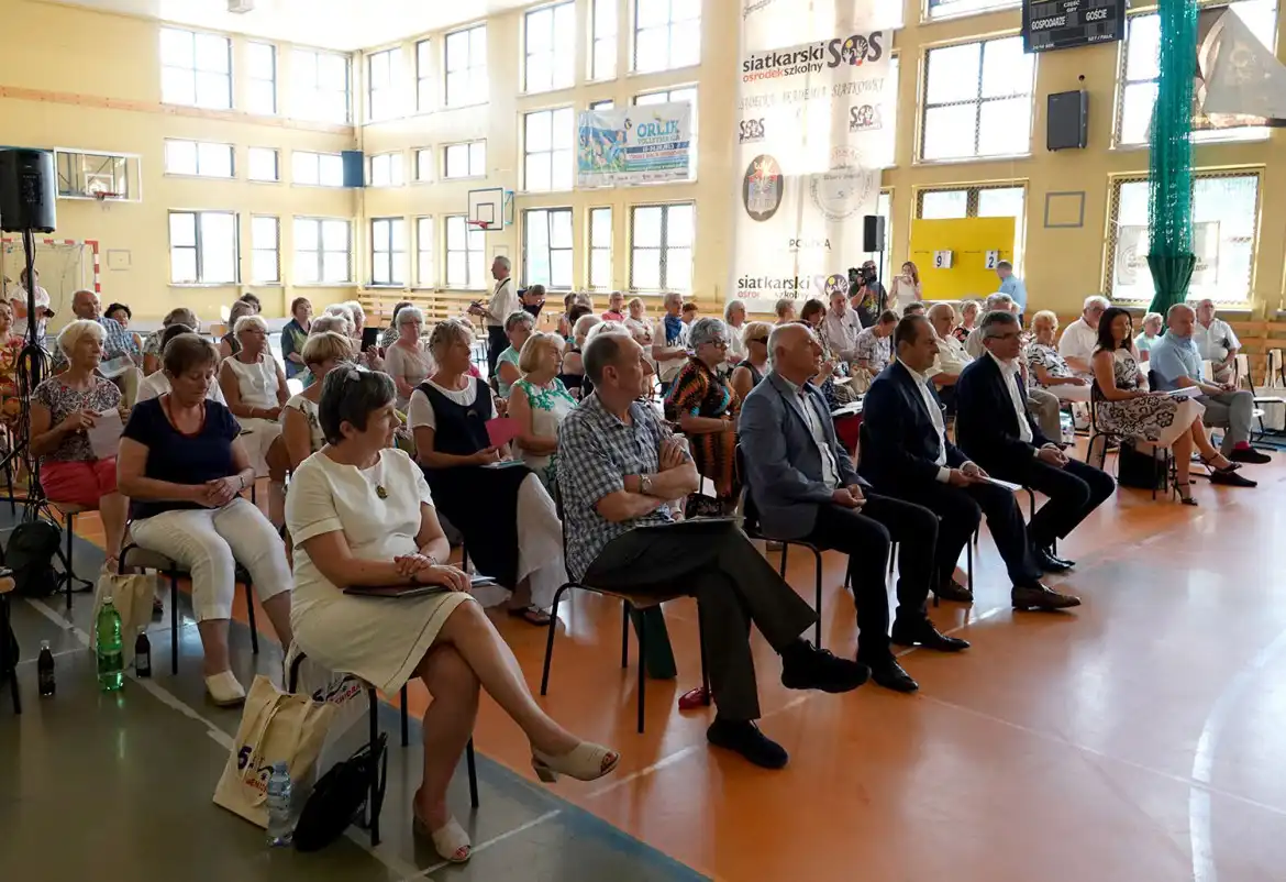 W jaki sposób aktywizować fizycznie osoby starsze? Dyskusja w SP nr 2 w Starym Sączu