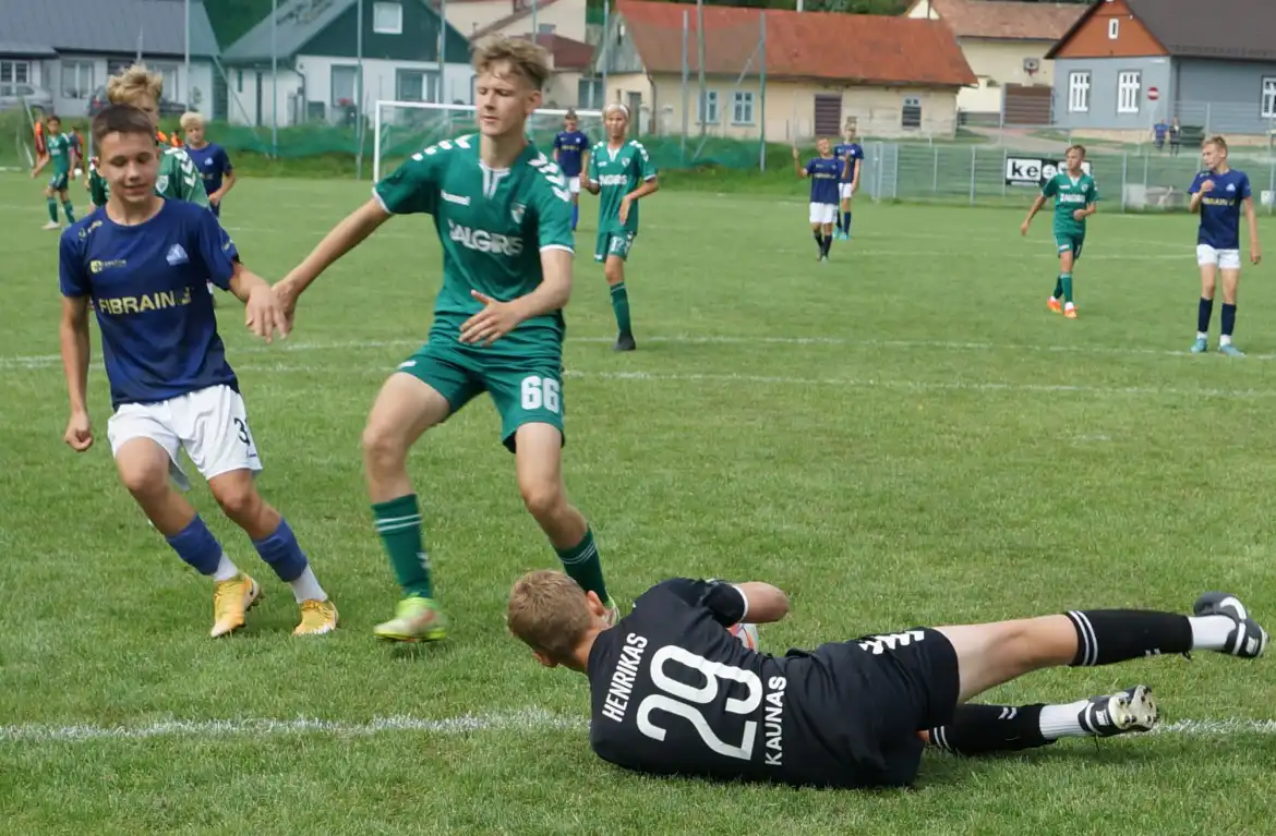 Reprezentacja Słowacji z pucharem starosty nowosądeckiego