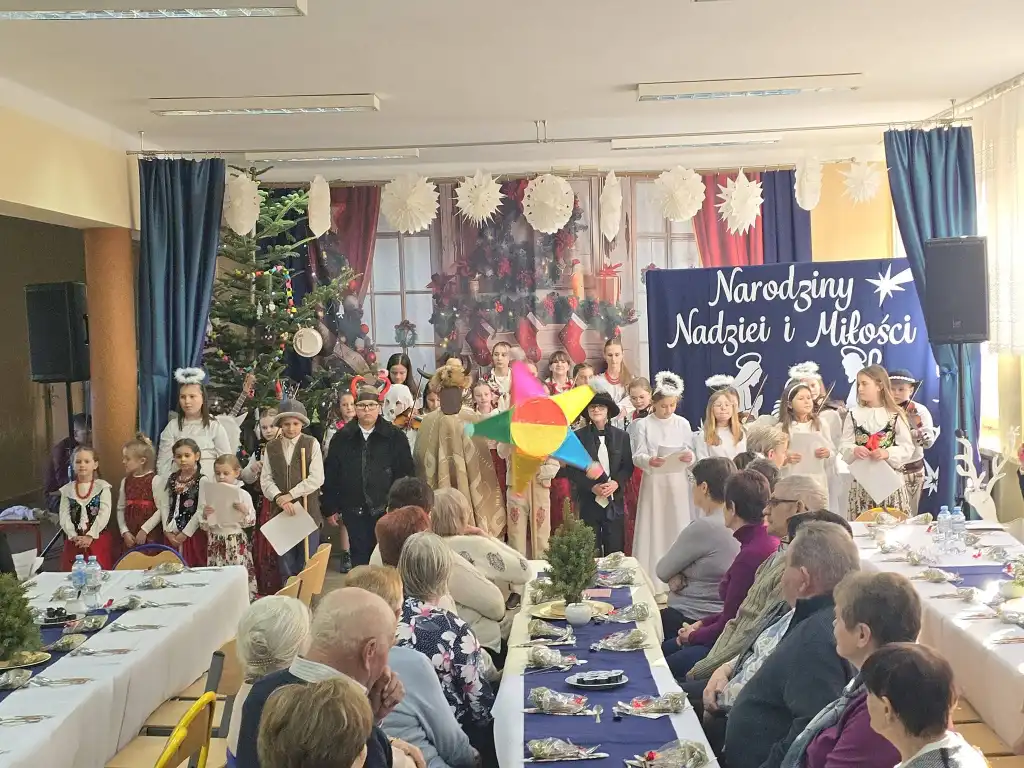 Kolędy, które łączą pokolenia. Świąteczne spotkanie w Młyńczyskach