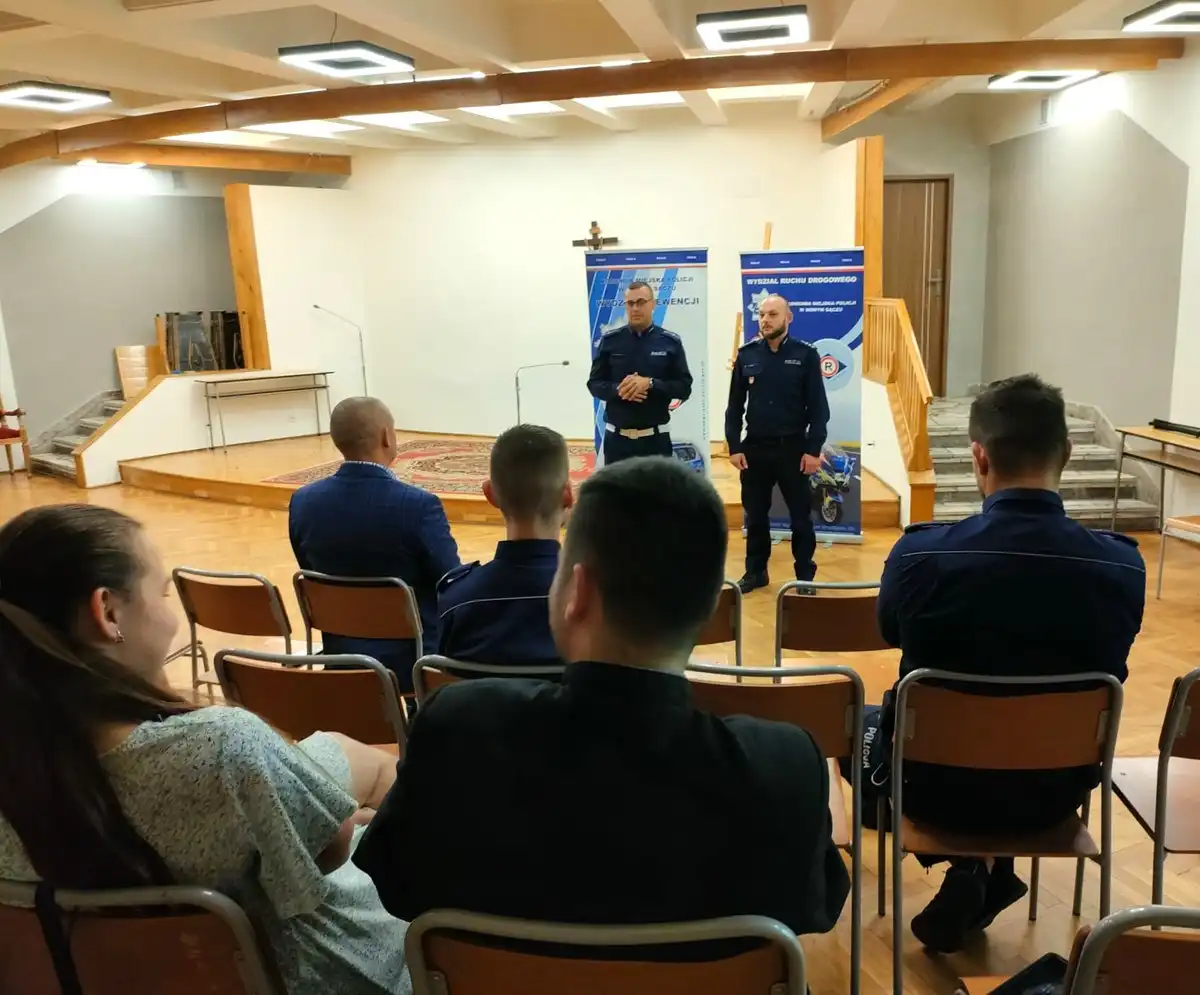 Sądeccy policjanci rozmawiali z mieszkańcami o bezpieczeństwie