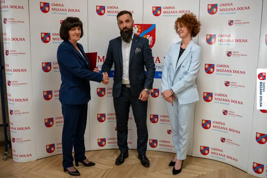 Rozbudowa drogi w Kasinie Wielkiej. Podpisano umowę z wykonawcą