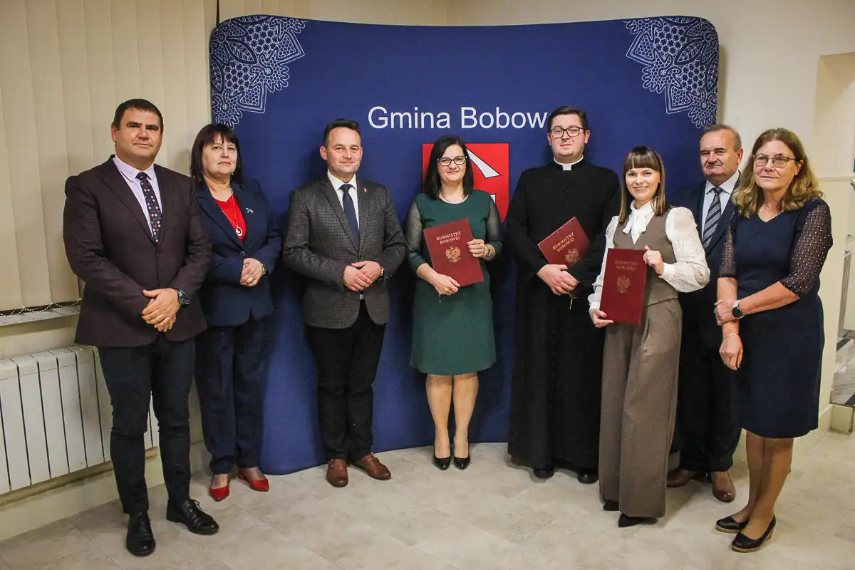 Nowi nauczyciele mianowani w Bobowej. Czas dumy i uznania