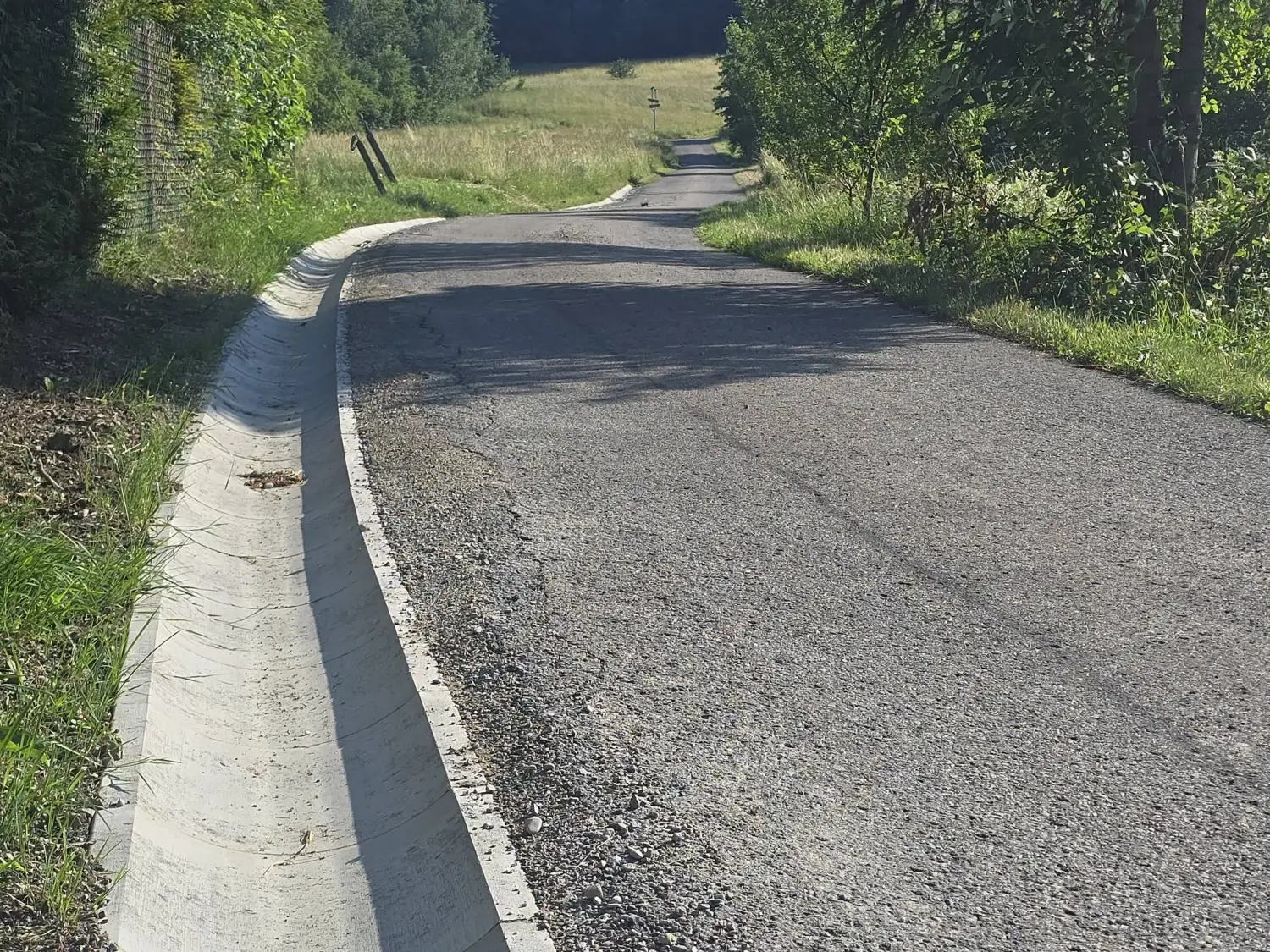 Drogi w sołectwie Młyńczyska po remoncie. Wykonano umocnienia, odwodnienie i nową mijankę