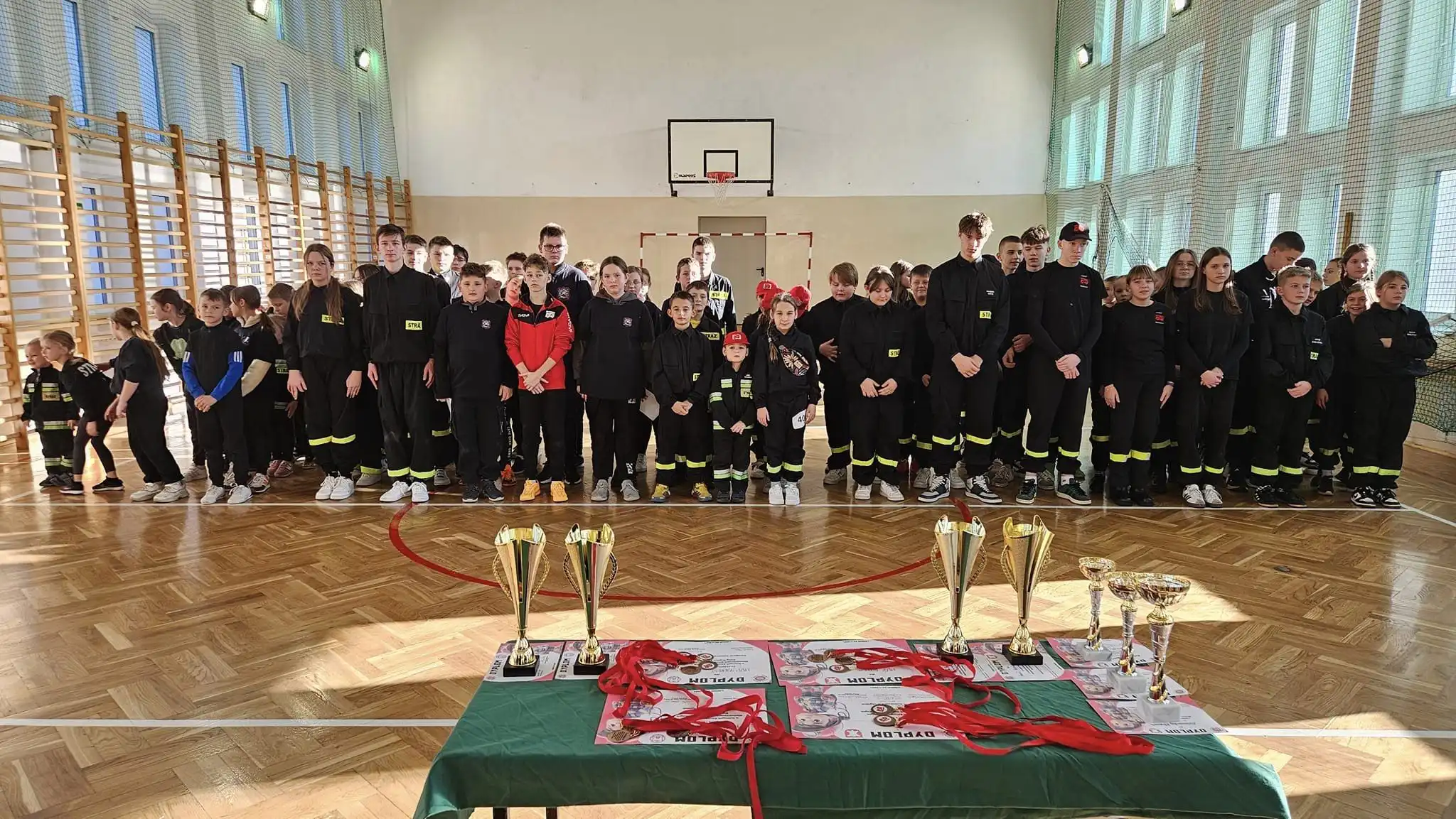 Młodzi strażacy na start! Gminne Halowe Zawody Sportowo-Pożarnicze w Łabowej