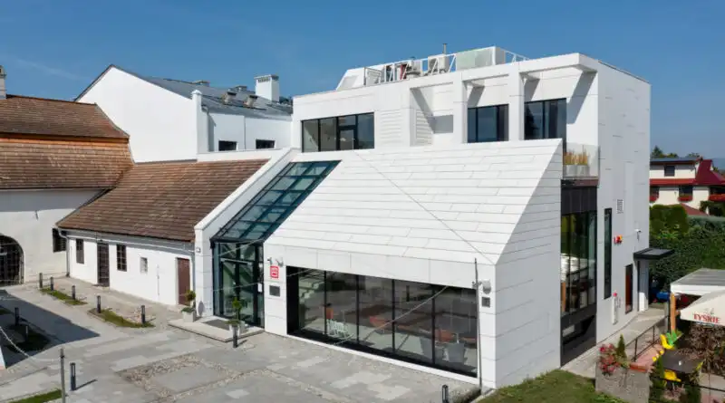 Nowa siedziba Centrum Kultury i Sztuki im. Ady Sari w Starym Sączu z Nagrodą Roku 2023