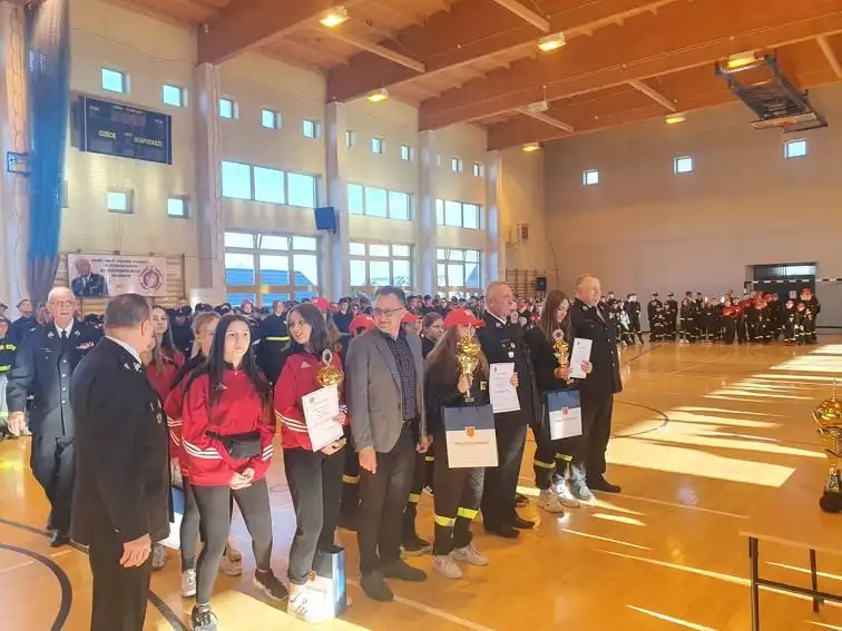 Młodzi strażacy rywalizowali w Brzeznej