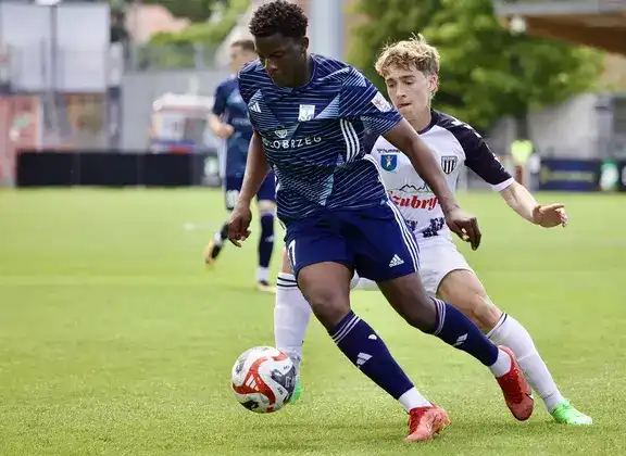 Ostatni mecz sezonu 2023/2024. Sandecja wygrywa w Niepołomicach