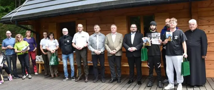 Młodzież ruszyła na szlaki Beskidu Niskiego. Wiadomo, kto wygrał rajd im. Jana Pawła II