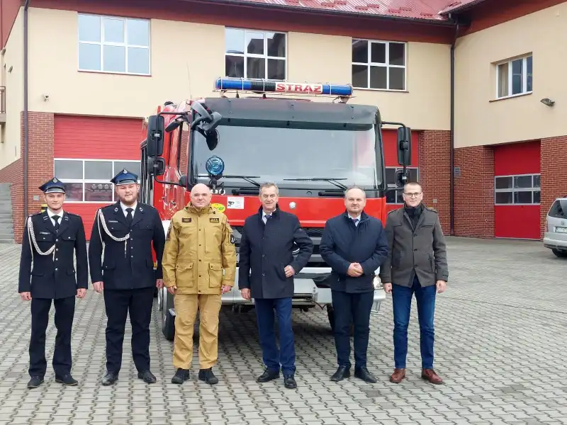 OSP Rupniów ma nowy samochód ratowniczo-gaśniczy