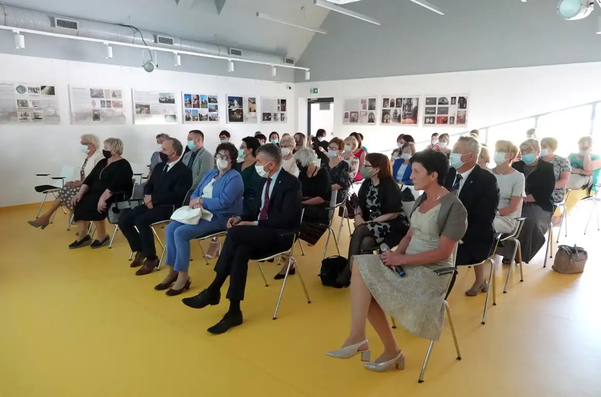 Dzień Bibliotekarza w Przysietnicy. Starosta wręczył nagrody za propagowanie czytelnictwa